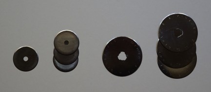 Ersatzklingen fÃ¼r Rollschneider (v.L.n.R.: 28 mm, 3x28 mm, 45 mm, 3x45 mm)
